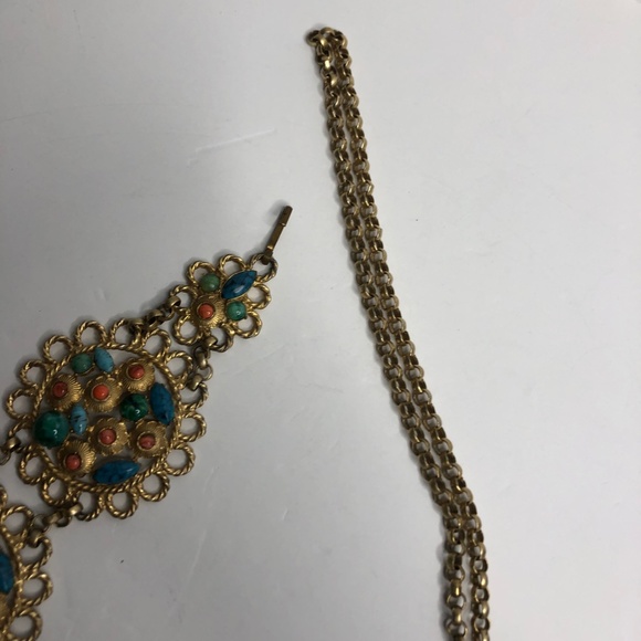 Kenneth Jay Lane KJL Cabochon Coral Turquoise Jade Glass Flower Chain Brass Belt main image 11